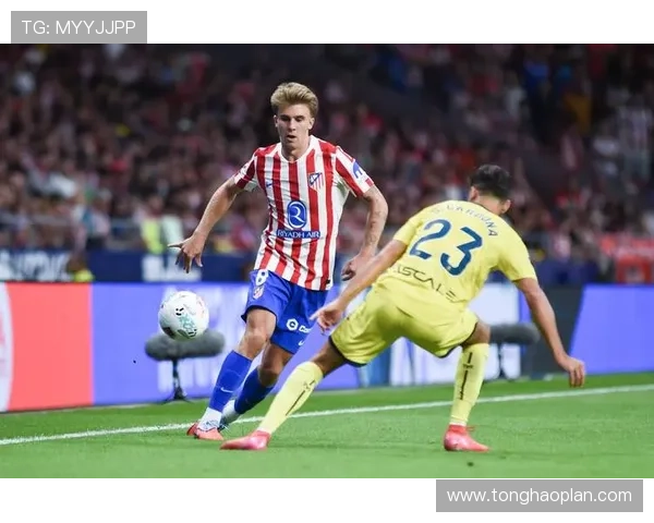 比利亚雷亚尔崛起的足球传奇